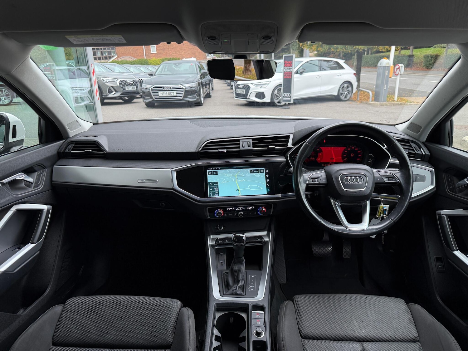 Used Audi Q3 2020 for sale - 76294621: Photo 85