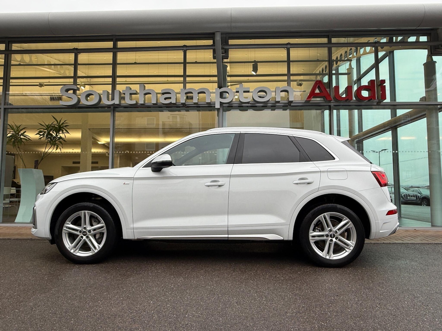 Used Audi Q5 2023 for sale - 77559794: Photo 46