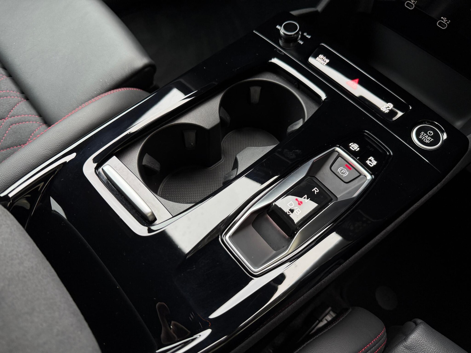 Used Audi Q6 e-tron 2025 for sale - 76926575: Photo 14