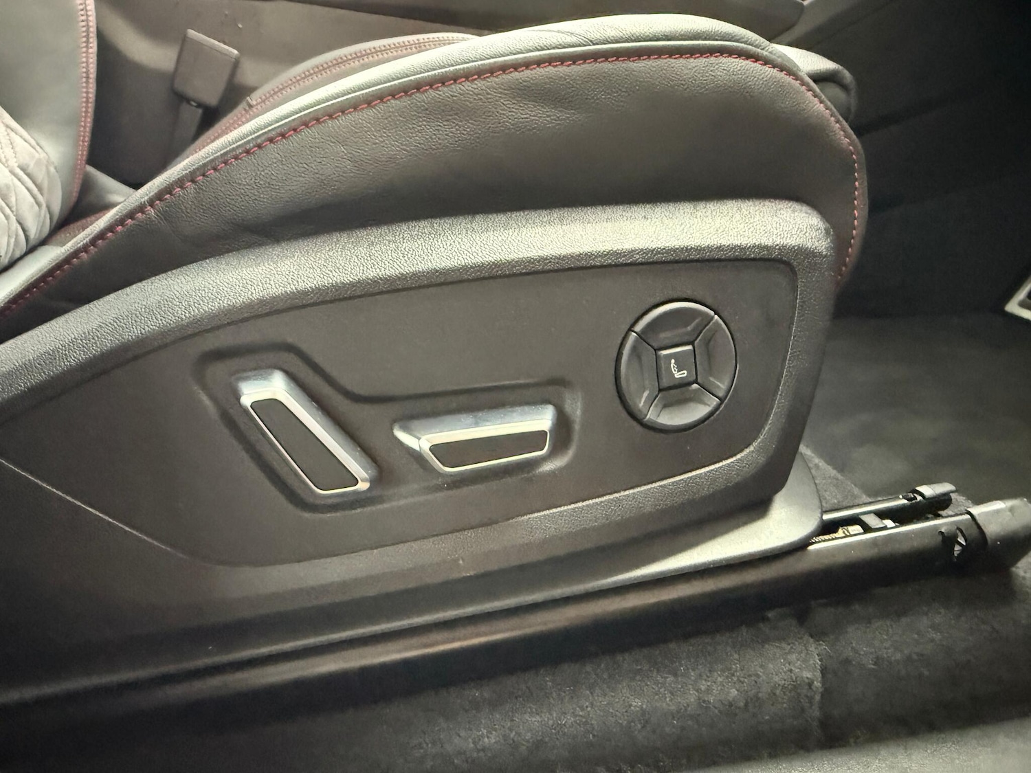 Used Audi Q6 e-tron 2025 for sale - 76926575: Photo 29