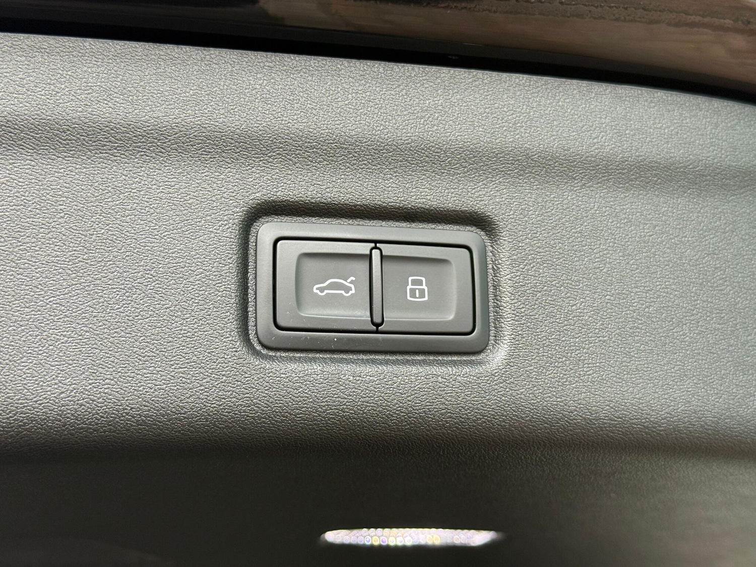 Used Audi Q6 e-tron 2025 for sale - 76926575: Photo 46