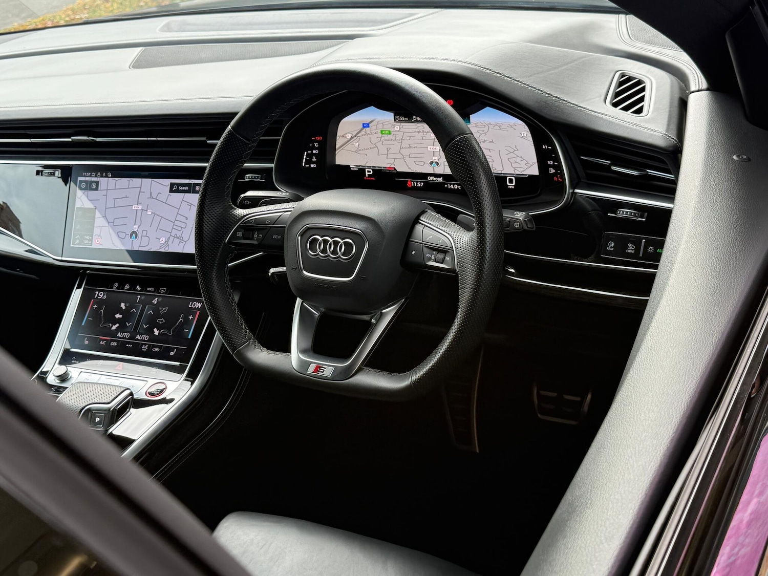 Used Audi SQ8 2022 for sale - 76314422: Photo 34