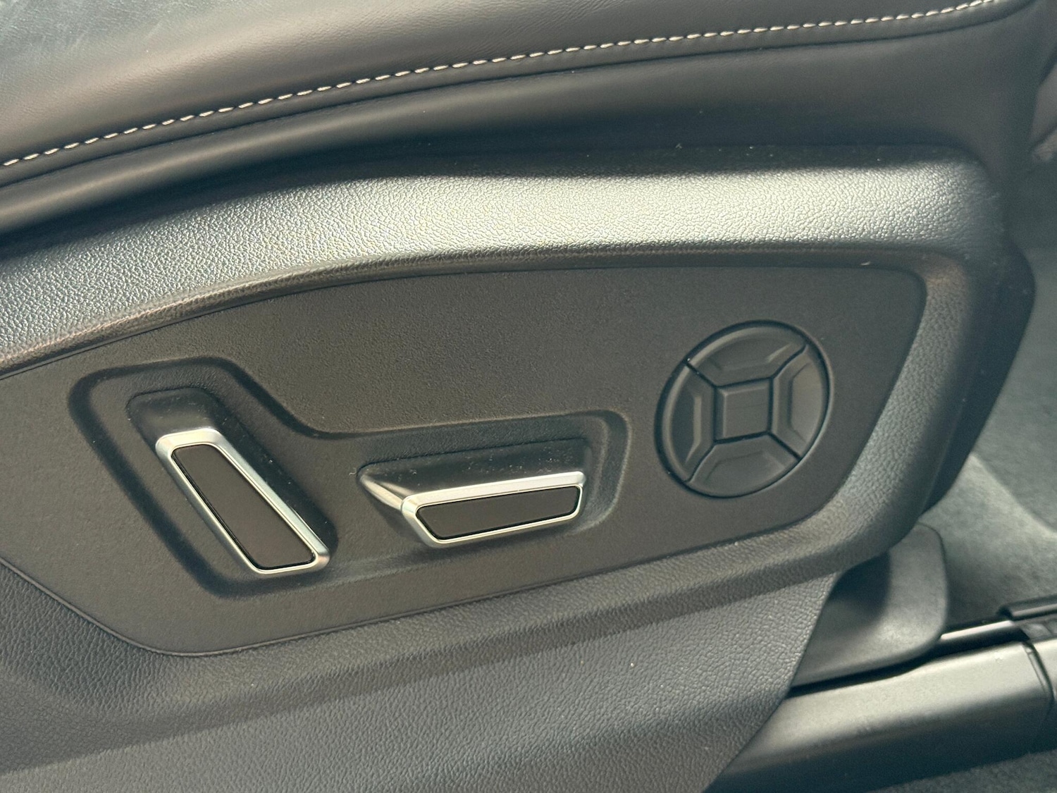 Used Audi SQ8 2022 for sale - 76314422: Photo 8