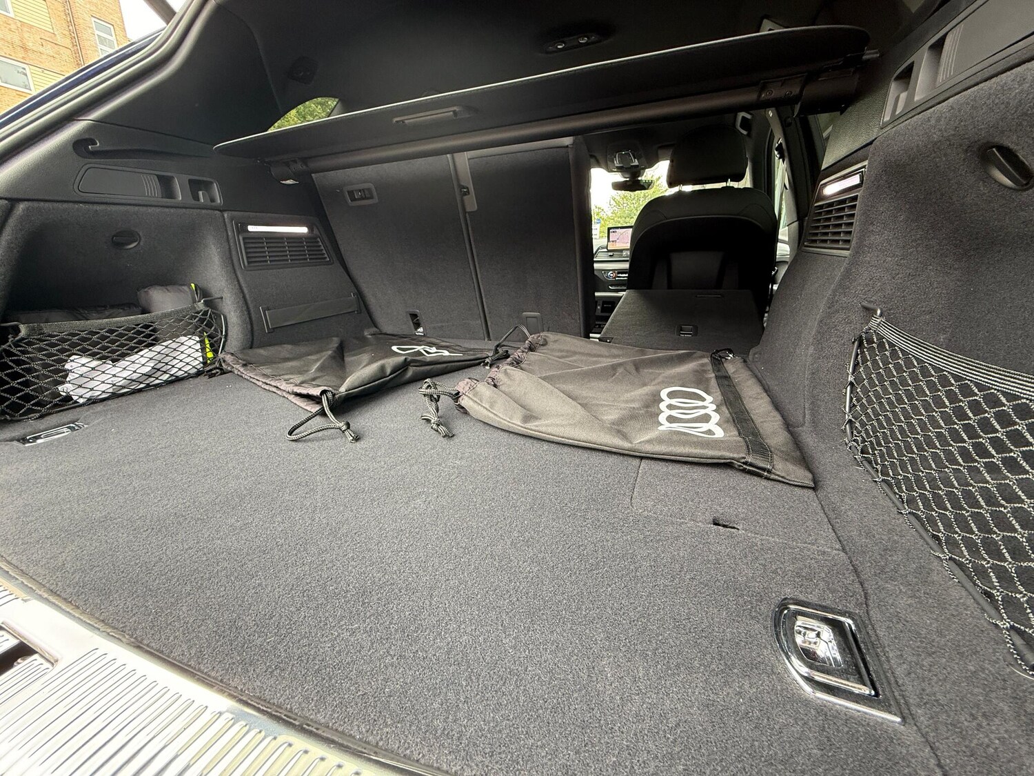 Vehicle 44