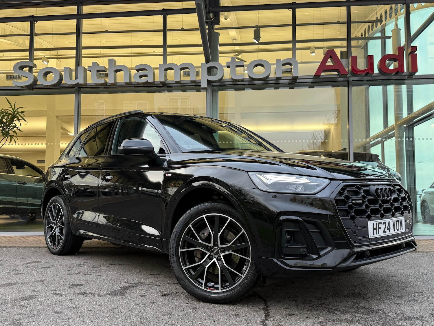 Used Audi Q5 2024 for sale - 76953150: Photo 1