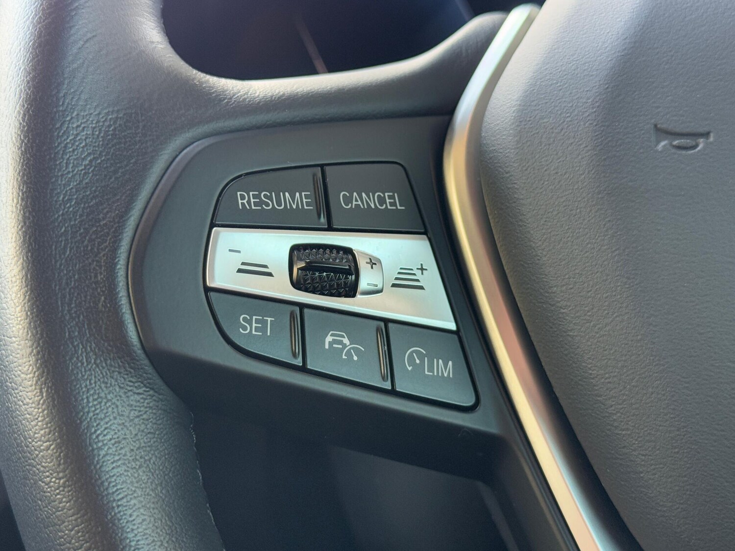 Used BMW i4 2024 for sale - 77696098: Photo 11