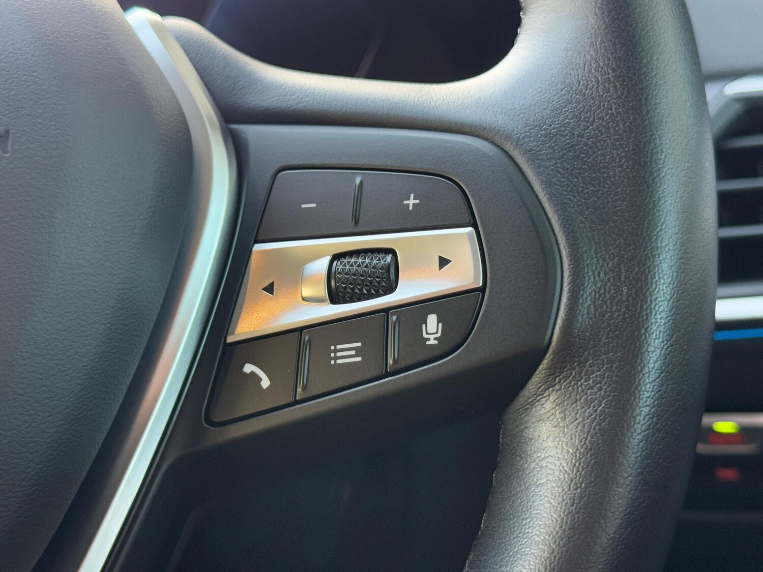 Used BMW i4 2024 for sale - 77696098: Photo 12