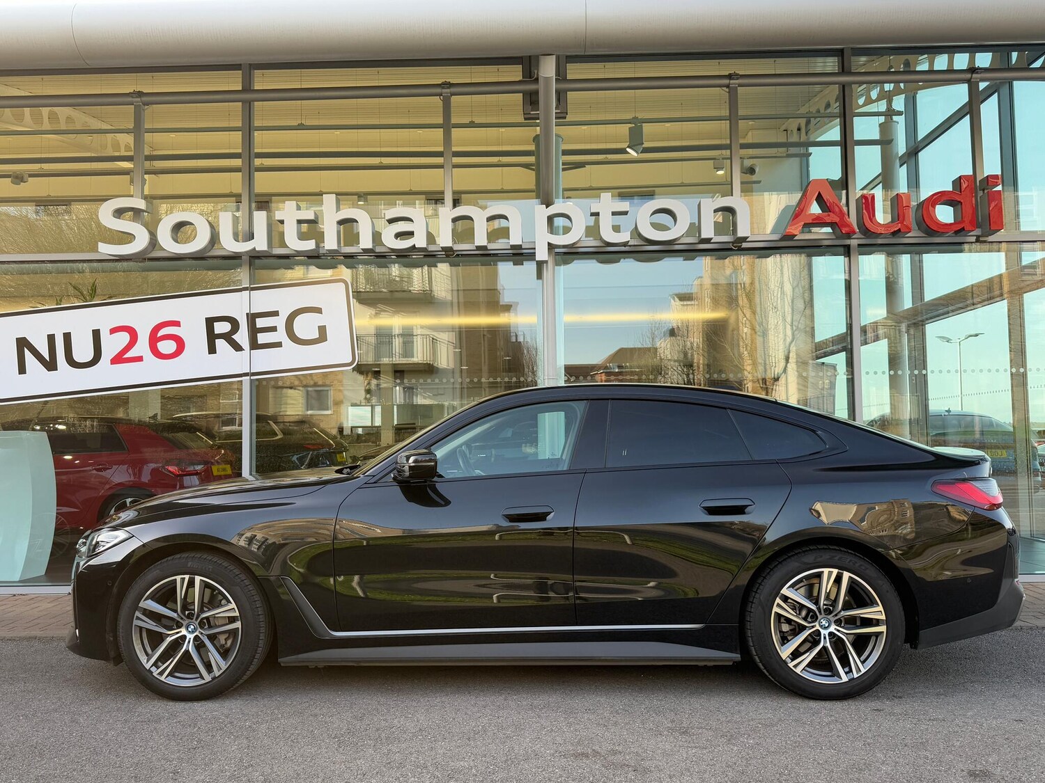 Used BMW i4 2024 for sale - 77696098: Photo 43