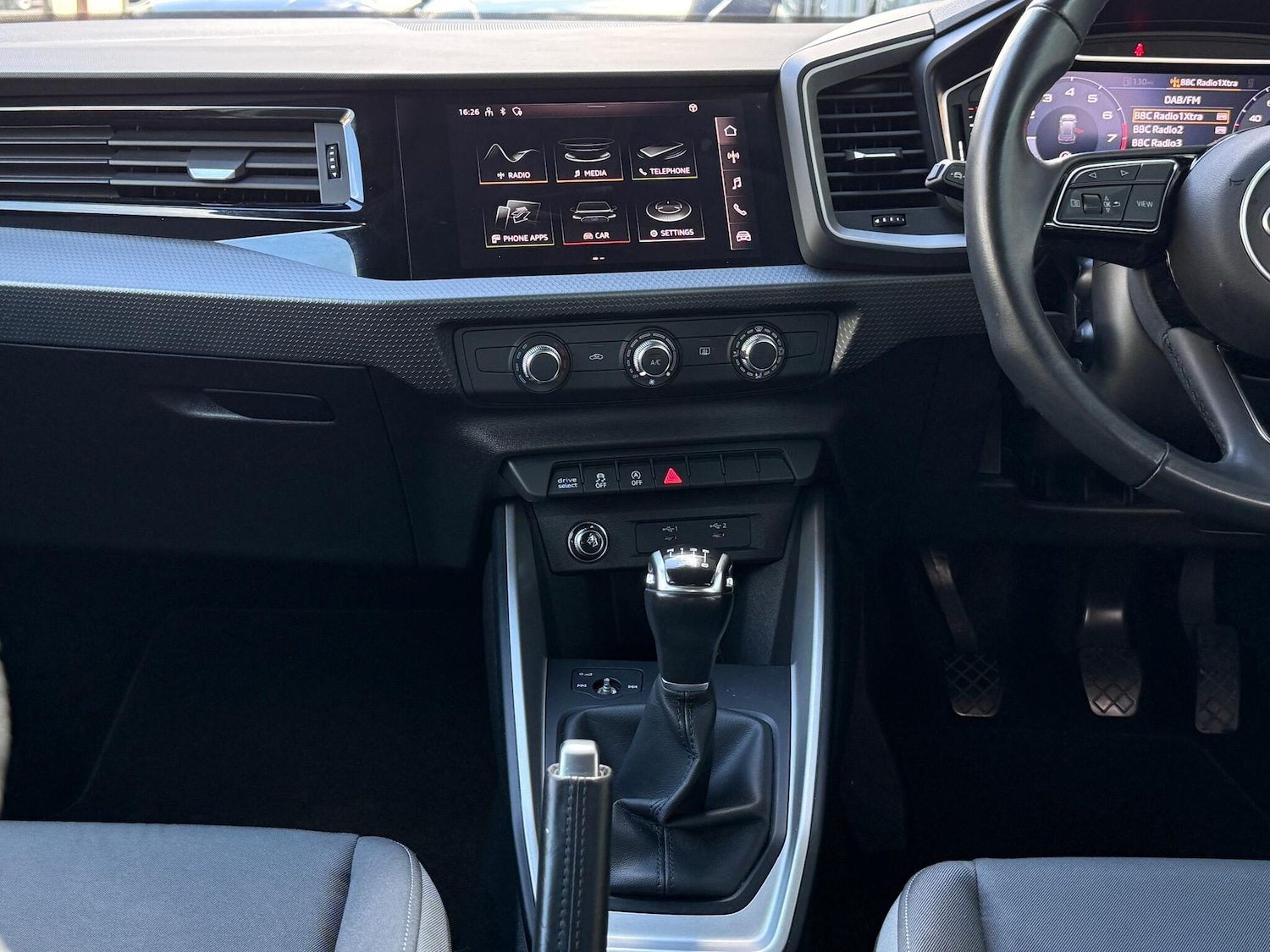 Vehicle 29