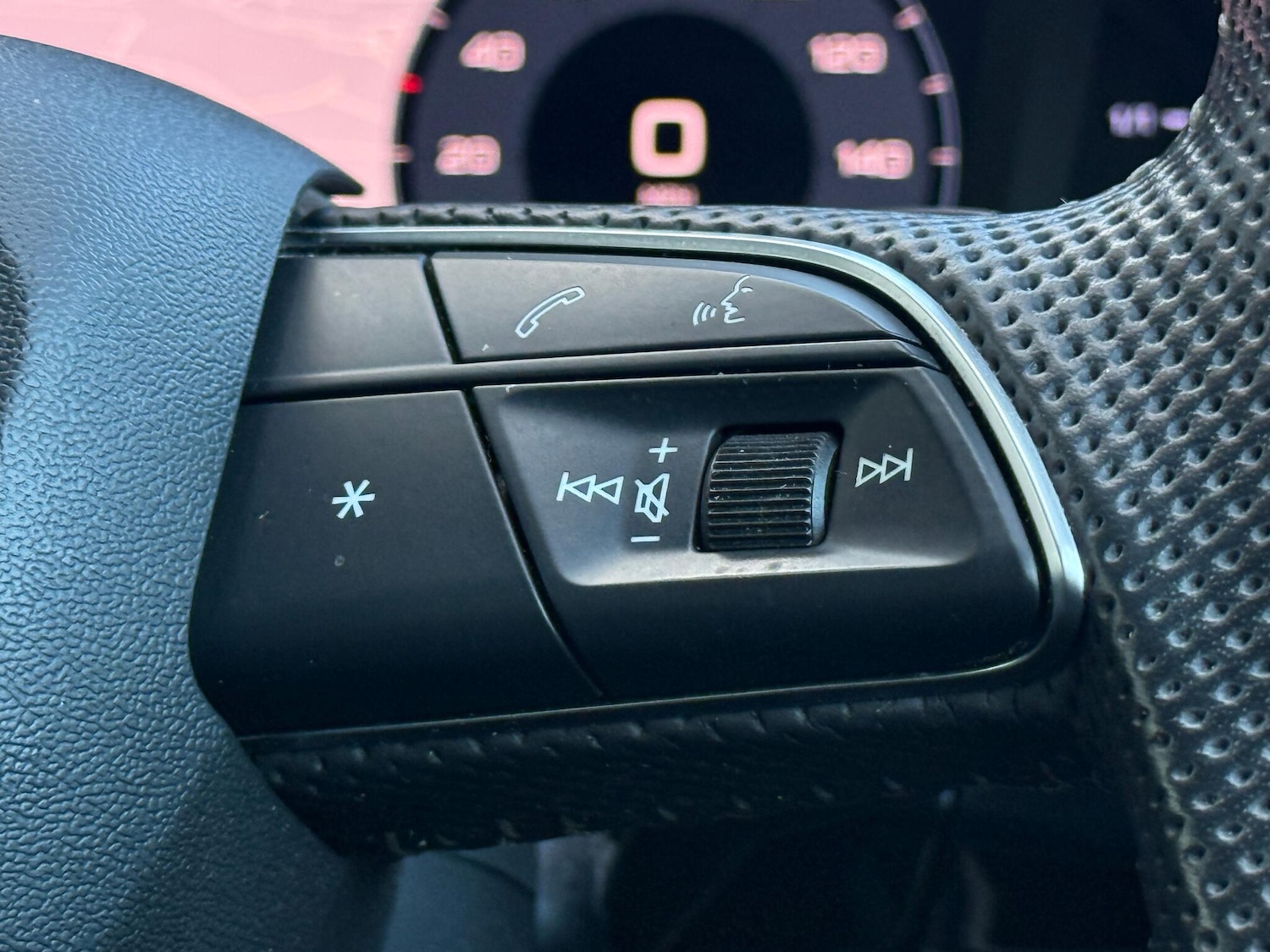 Used Audi Q3 for sale - 77091434: Photo 15