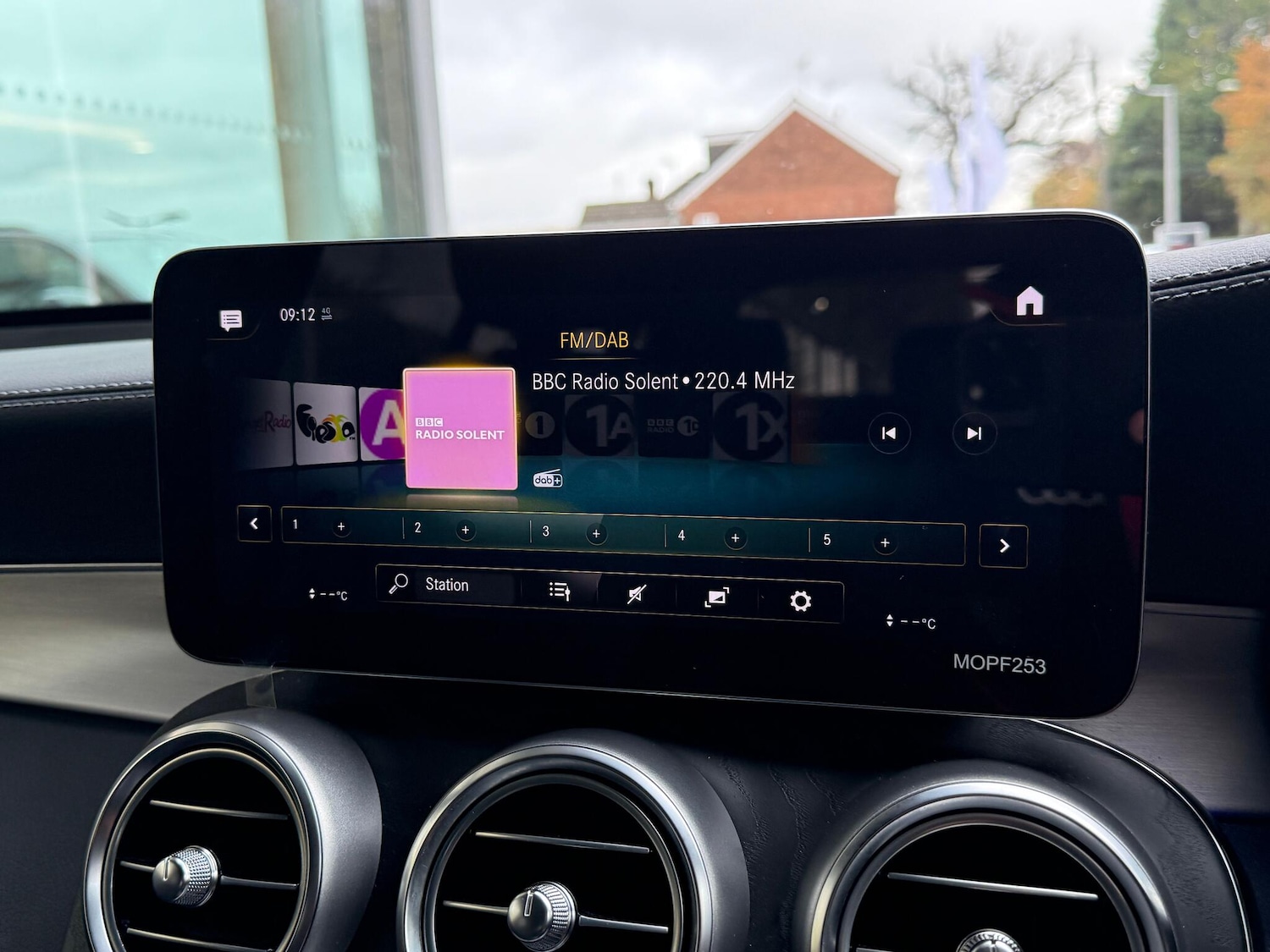 Used Mercedes-Benz GLC 2021 for sale - 76925973: Photo 22