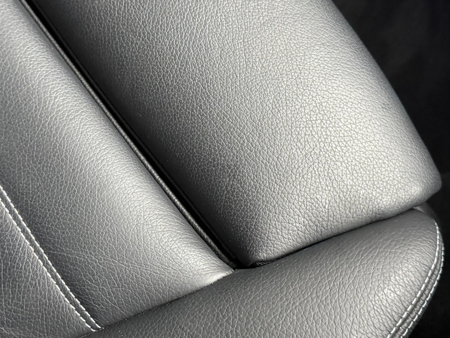 Used Mercedes-Benz GLC 2021 for sale - 76925973: Photo 25