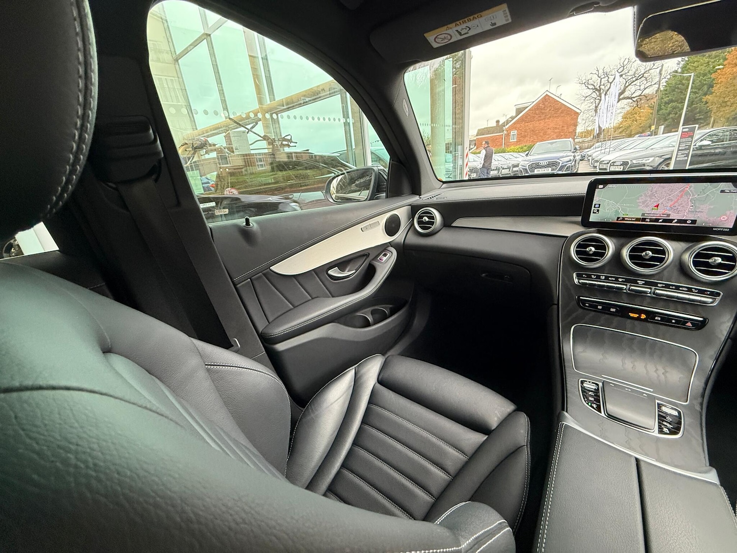 Used Mercedes-Benz GLC 2021 for sale - 76925973: Photo 40