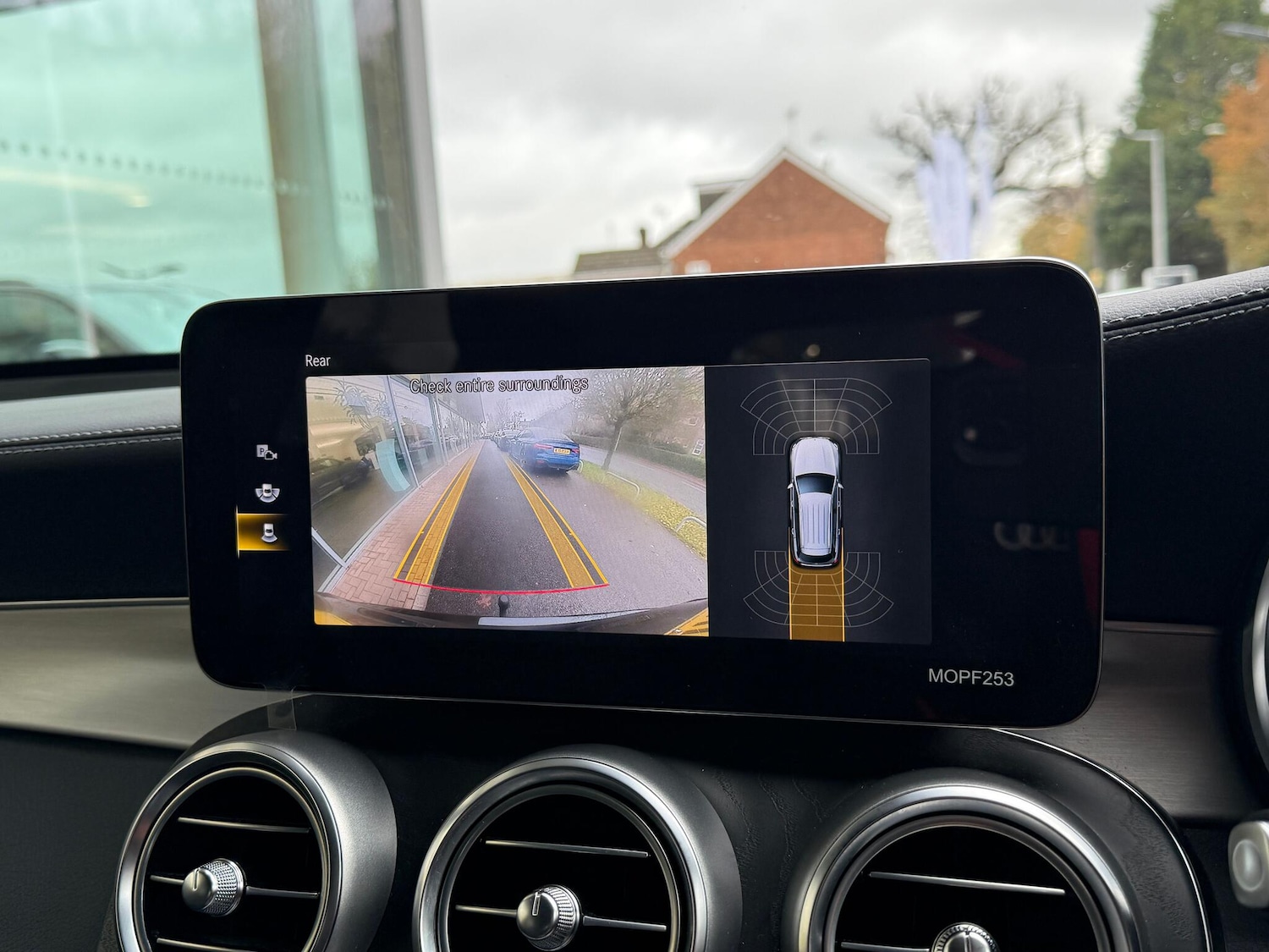 Used Mercedes-Benz GLC 2021 for sale - 76925973: Photo 5