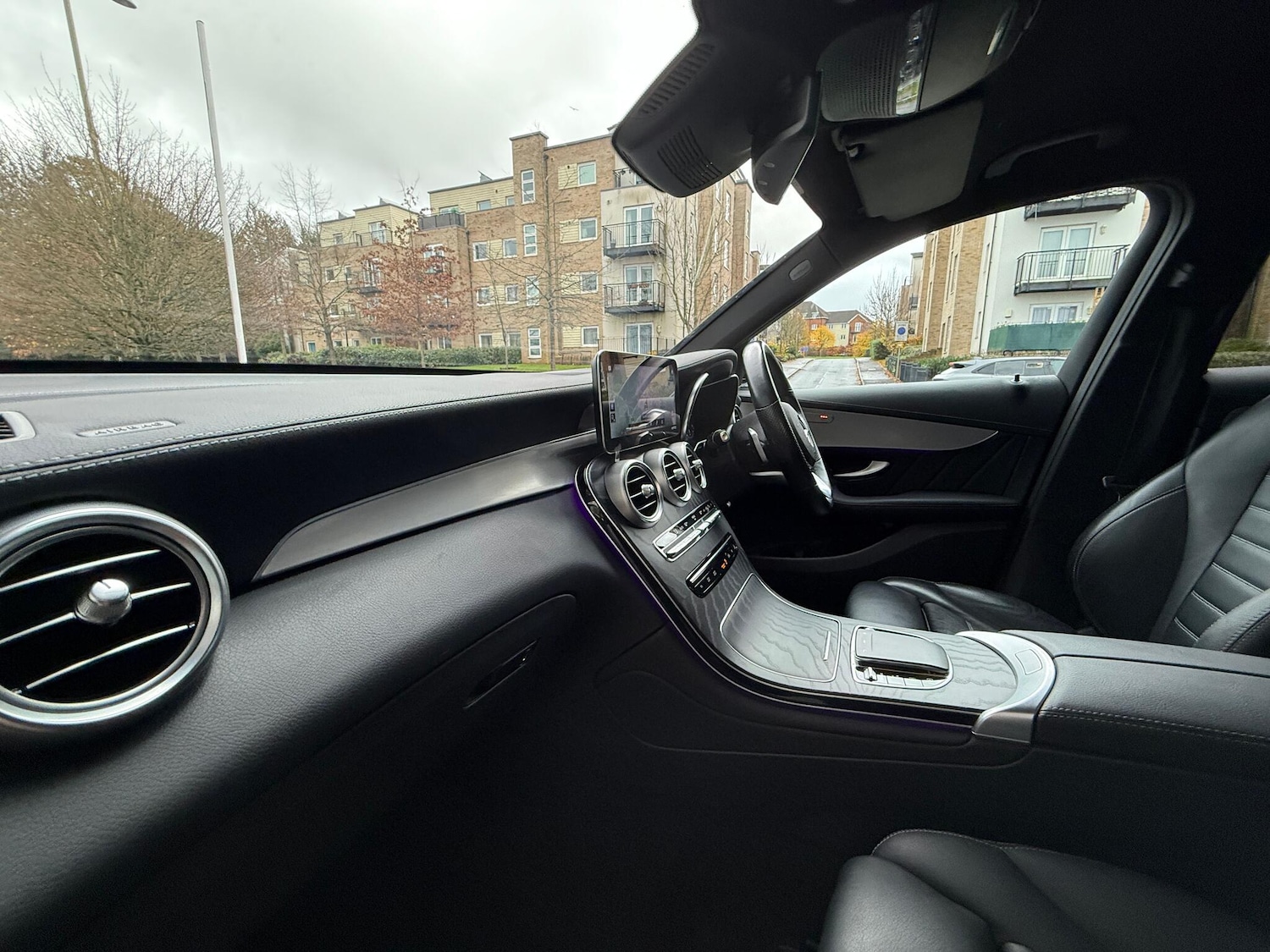 Used Mercedes-Benz GLC 2021 for sale - 76925973: Photo 8