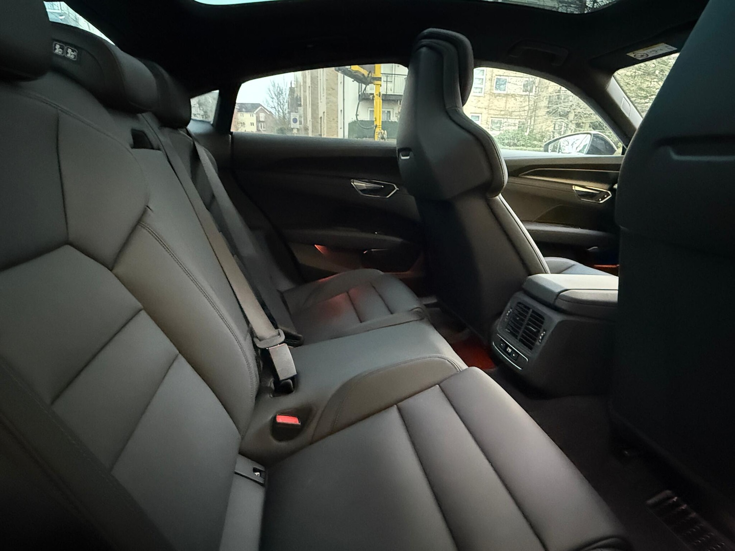 Used Audi e-tron GT 2023 for sale - 77229712: Photo 29