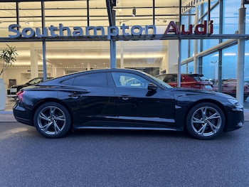 Used Audi e-tron GT 2023 for sale - 77229712: Photo