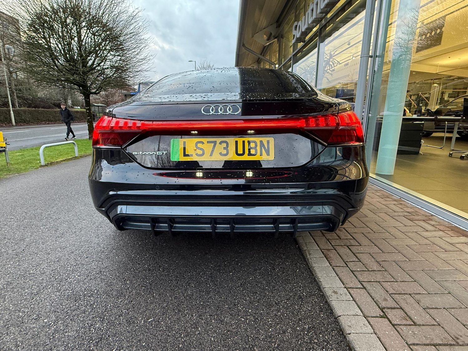 Used Audi e-tron GT 2023 for sale - 77229712: Photo 36