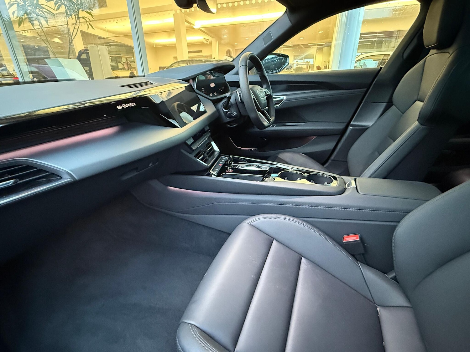 Used Audi e-tron GT 2023 for sale - 77229712: Photo 7