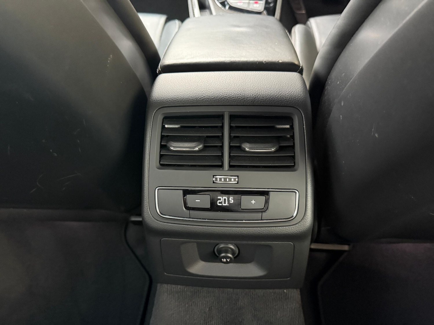 Used Audi RS4 Avant 2024 for sale - 76294521: Photo 43