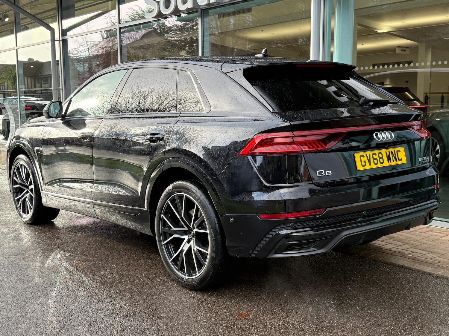 Used Audi Q8 for sale - 76781434: Photo 8