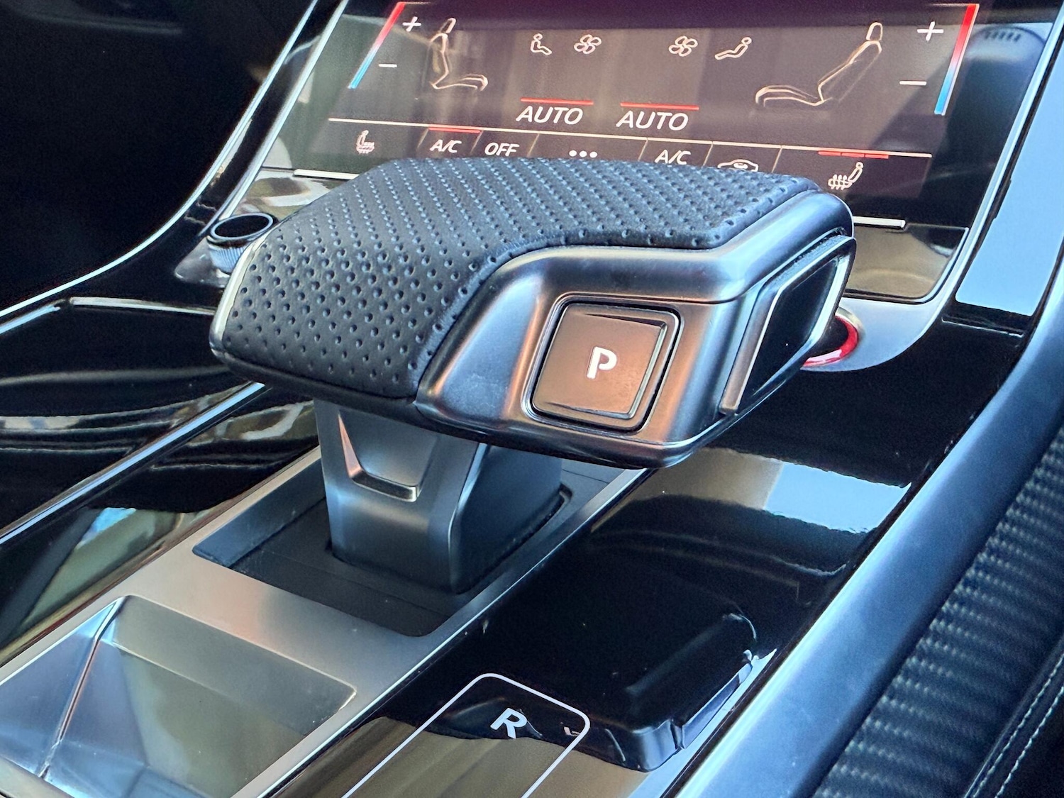 Used Audi SQ8 2024 for sale - 77109011: Photo 44