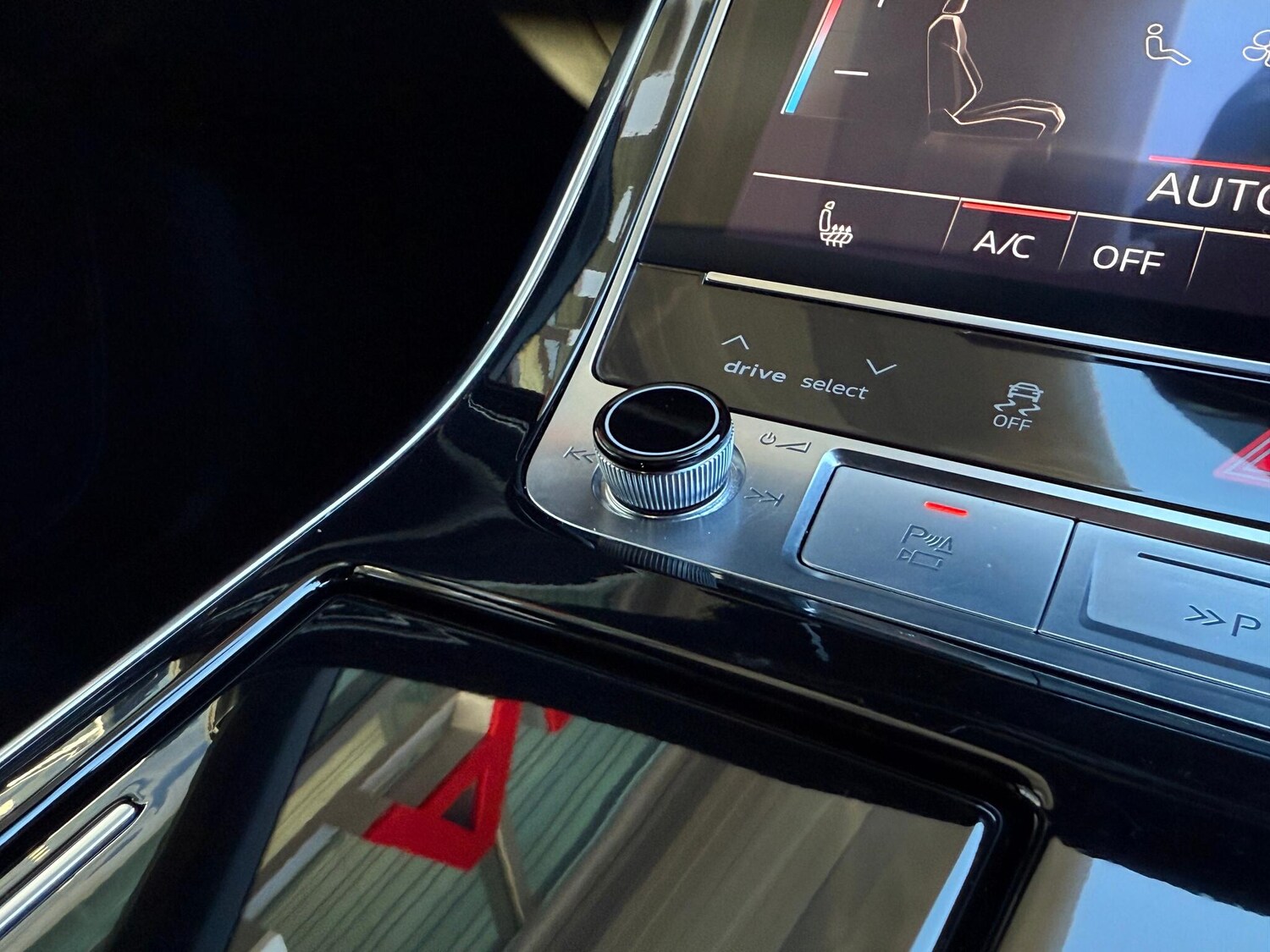 Used Audi SQ8 2024 for sale - 77109011: Photo 49