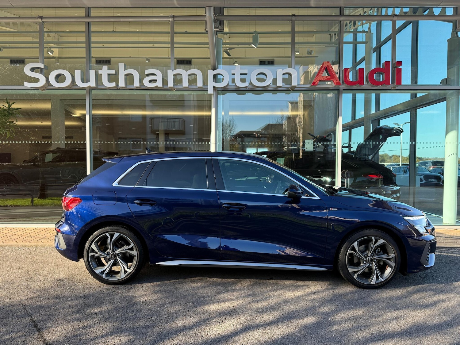 Used Audi A3 2022 for sale - 76607701: Photo 2