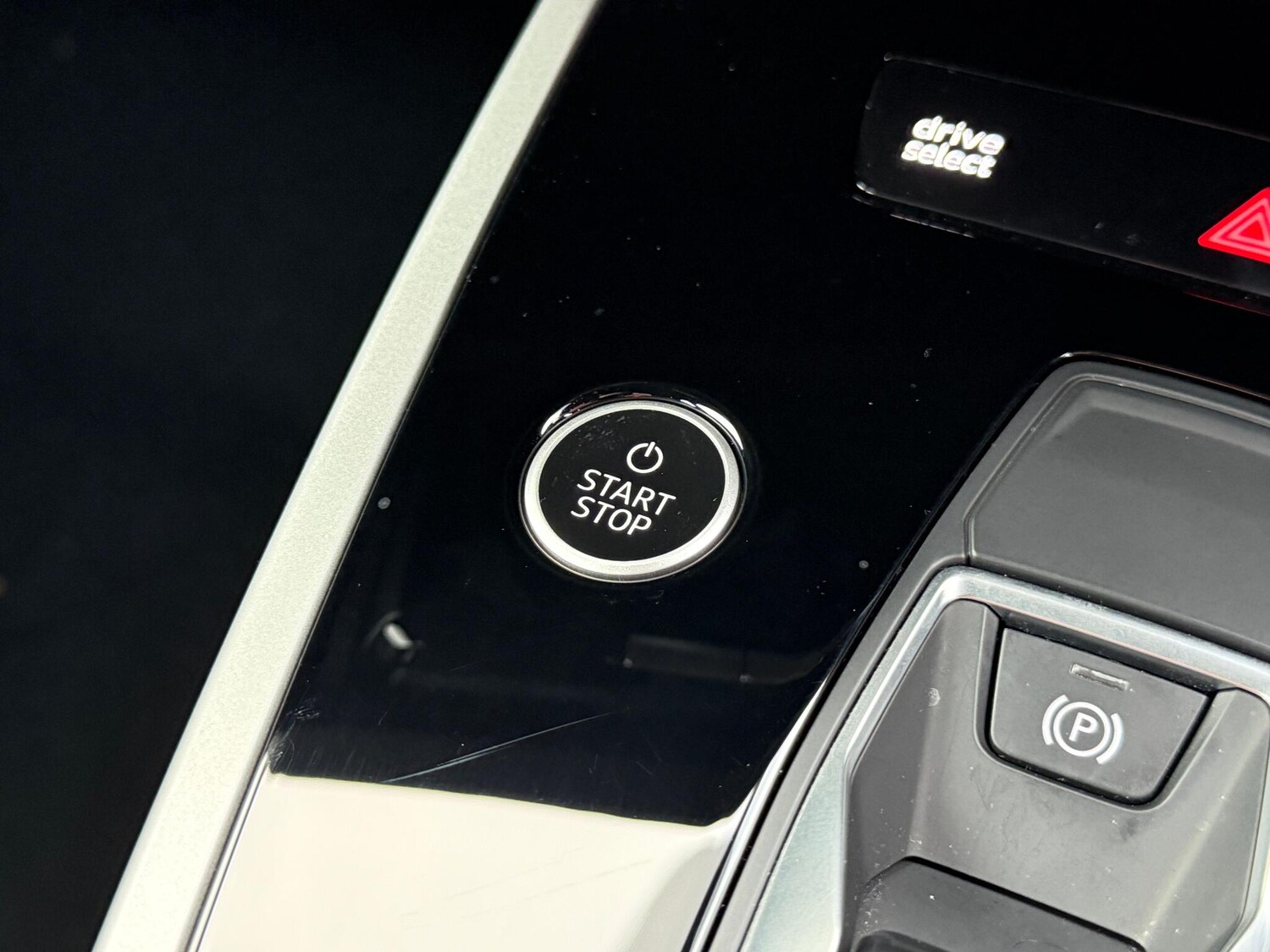 Used Audi Q4 e-tron 2023 for sale - 77202954: Photo 19