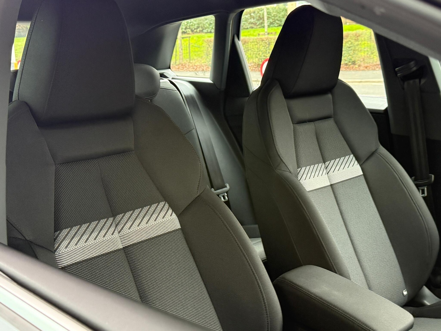 Used Audi Q4 e-tron 2023 for sale - 77202954: Photo 27