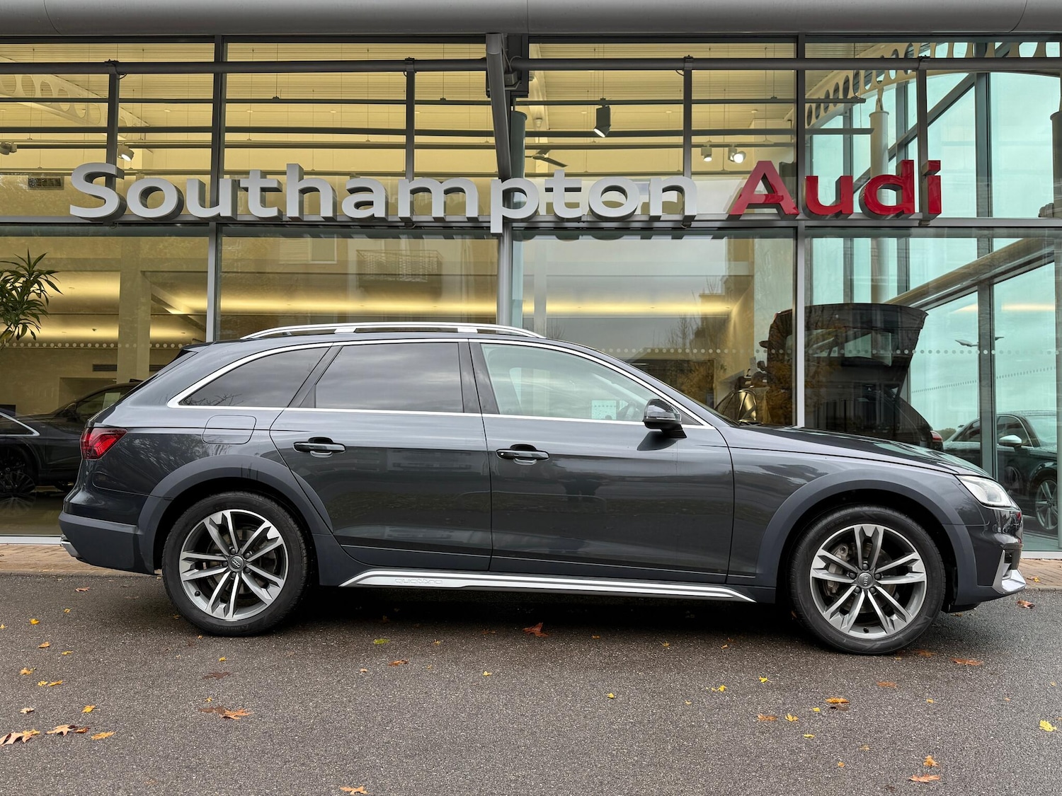 Used Audi A4 Allroad 2020 for sale - 76457508: Photo 2