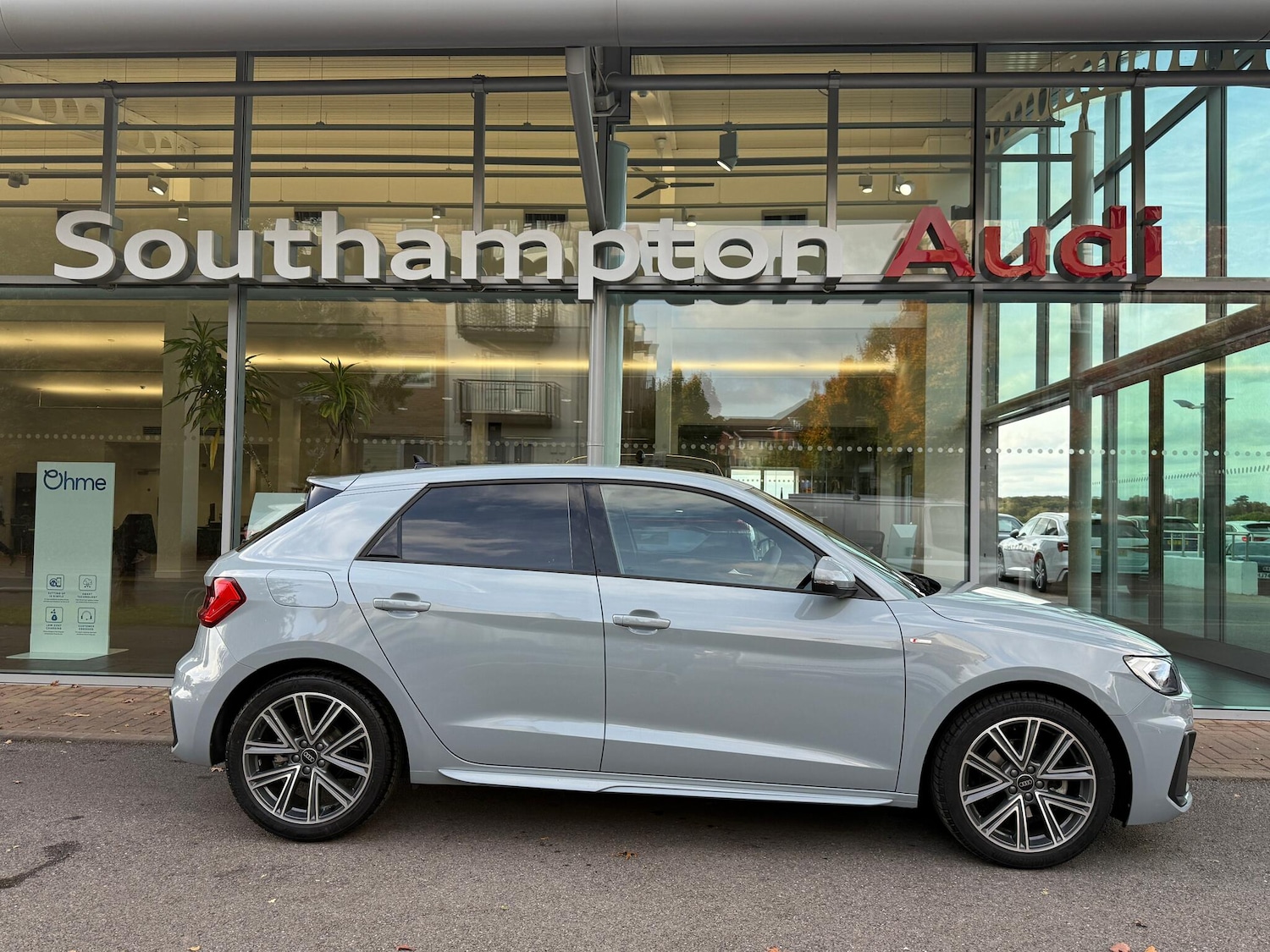 Used Audi A1 for sale - 77017165: Photo 4