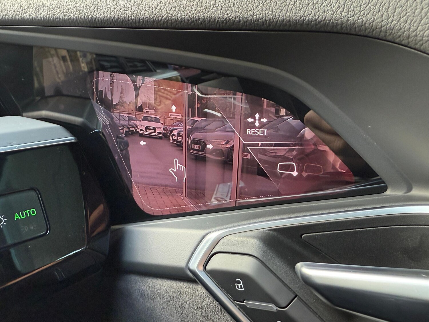 Used Audi e-tron 2021 for sale - 77377120: Photo 32