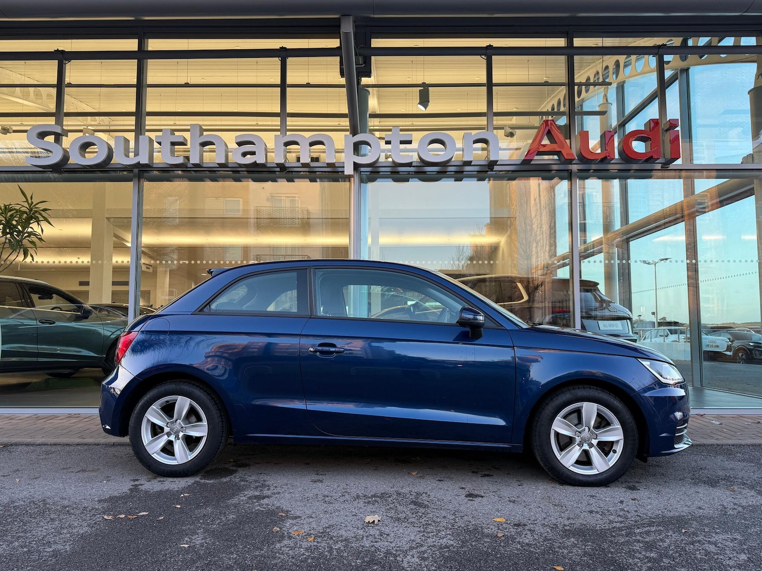 Used Audi A1 2018 for sale - 76899645: Photo 2