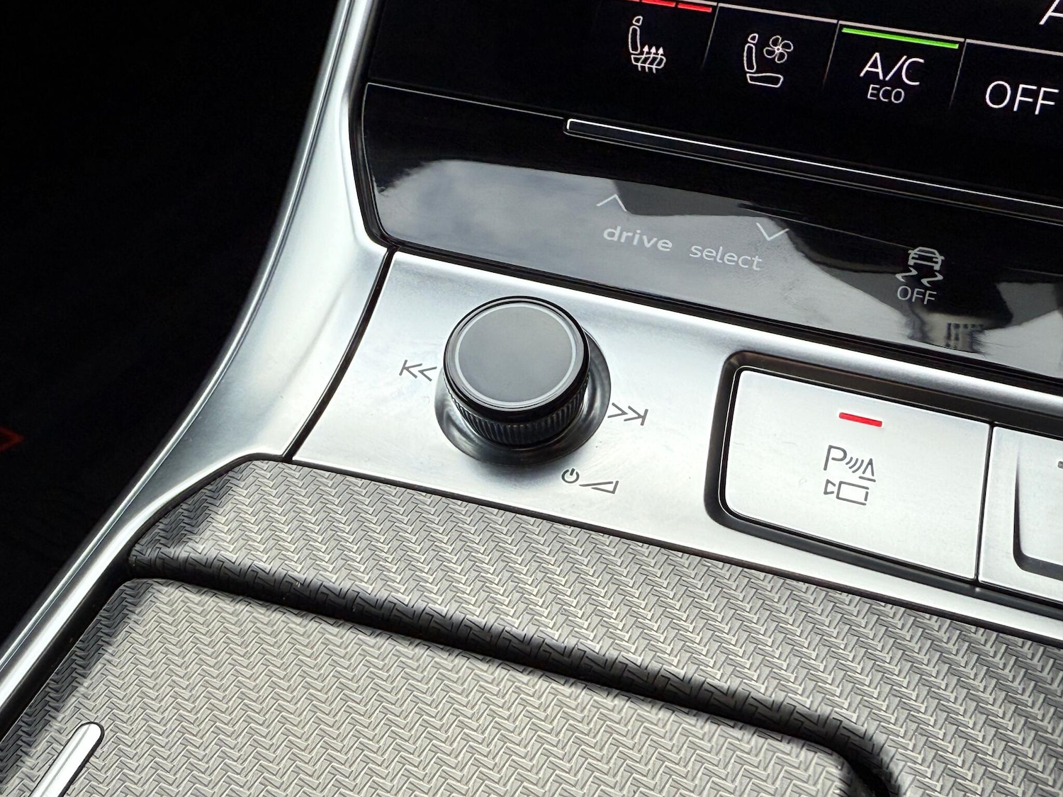 Used Audi RS7 2023 for sale - 77479248: Photo 15