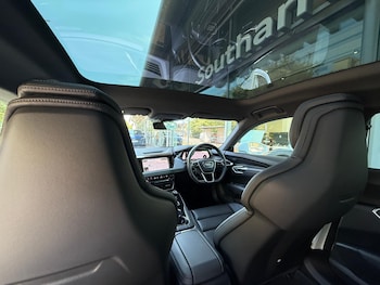 Used Audi e-tron GT 2022 for sale - 75213621: Photo