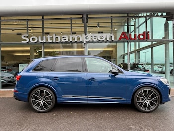 Used Audi Q7 2024 for sale - 76166956: Photo 2