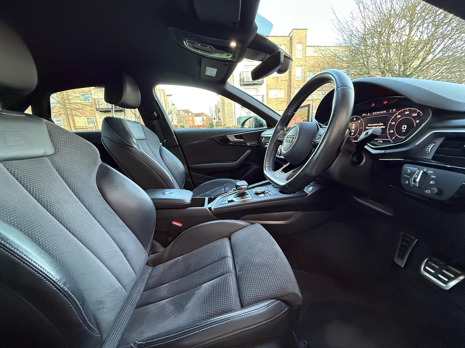 Used Audi A4 2018 for sale - 76832372: Photo 32