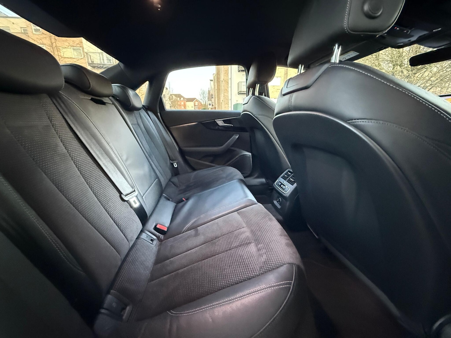 Used Audi A4 2018 for sale - 76832372: Photo 35