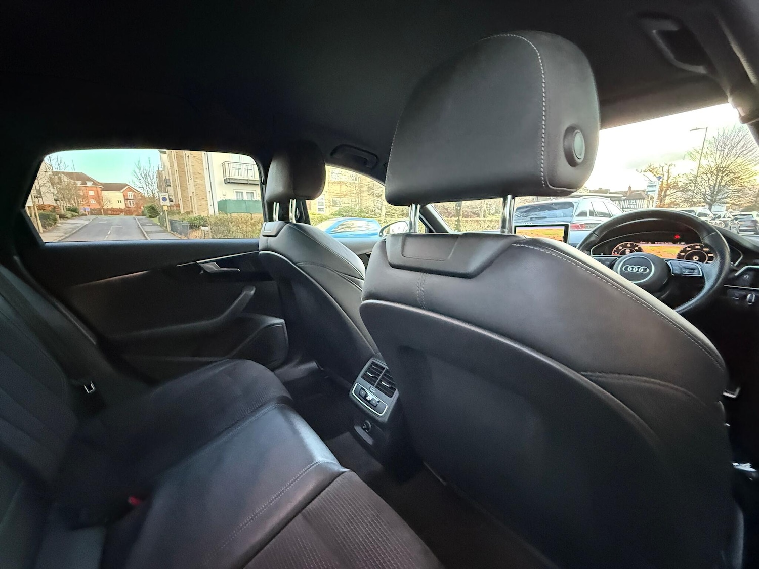 Used Audi A4 2018 for sale - 76832372: Photo 36