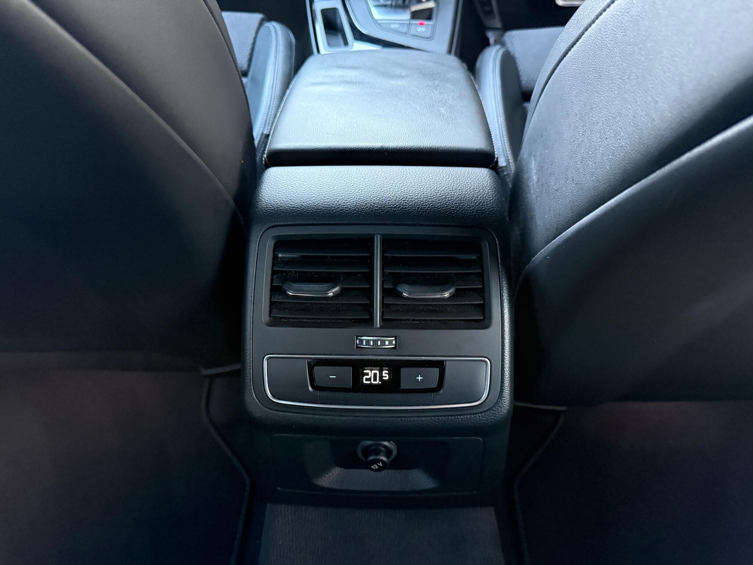 Used Audi A4 2018 for sale - 76832372: Photo 37