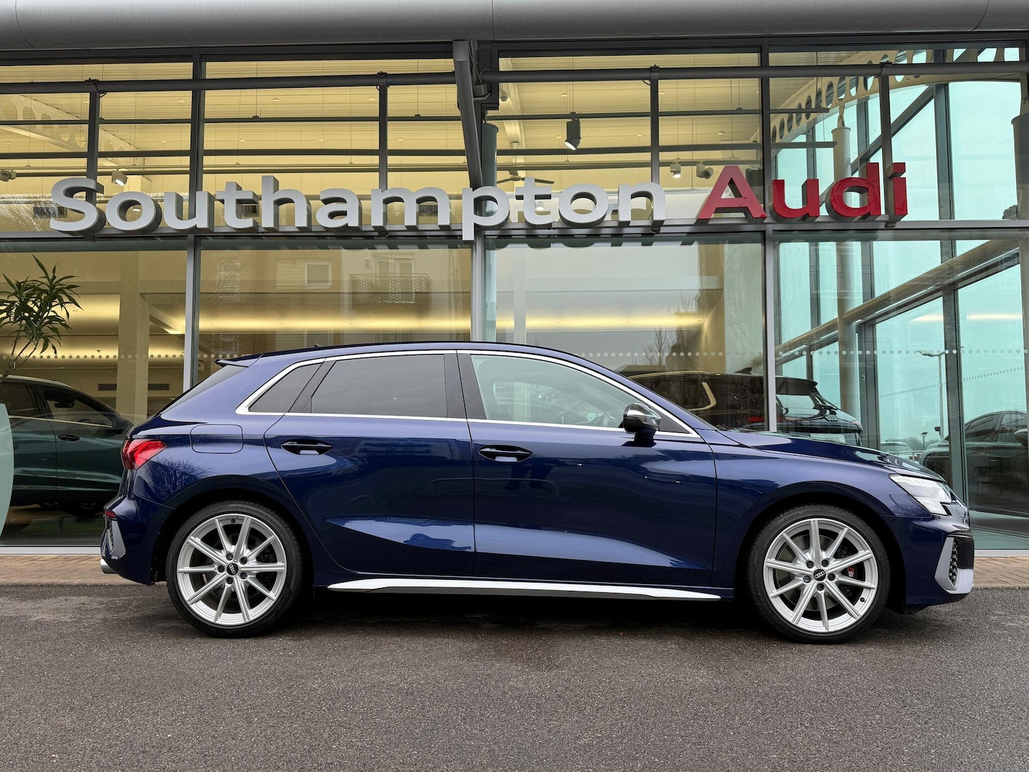 Used Audi S3 2021 for sale - 76976207: Photo 2