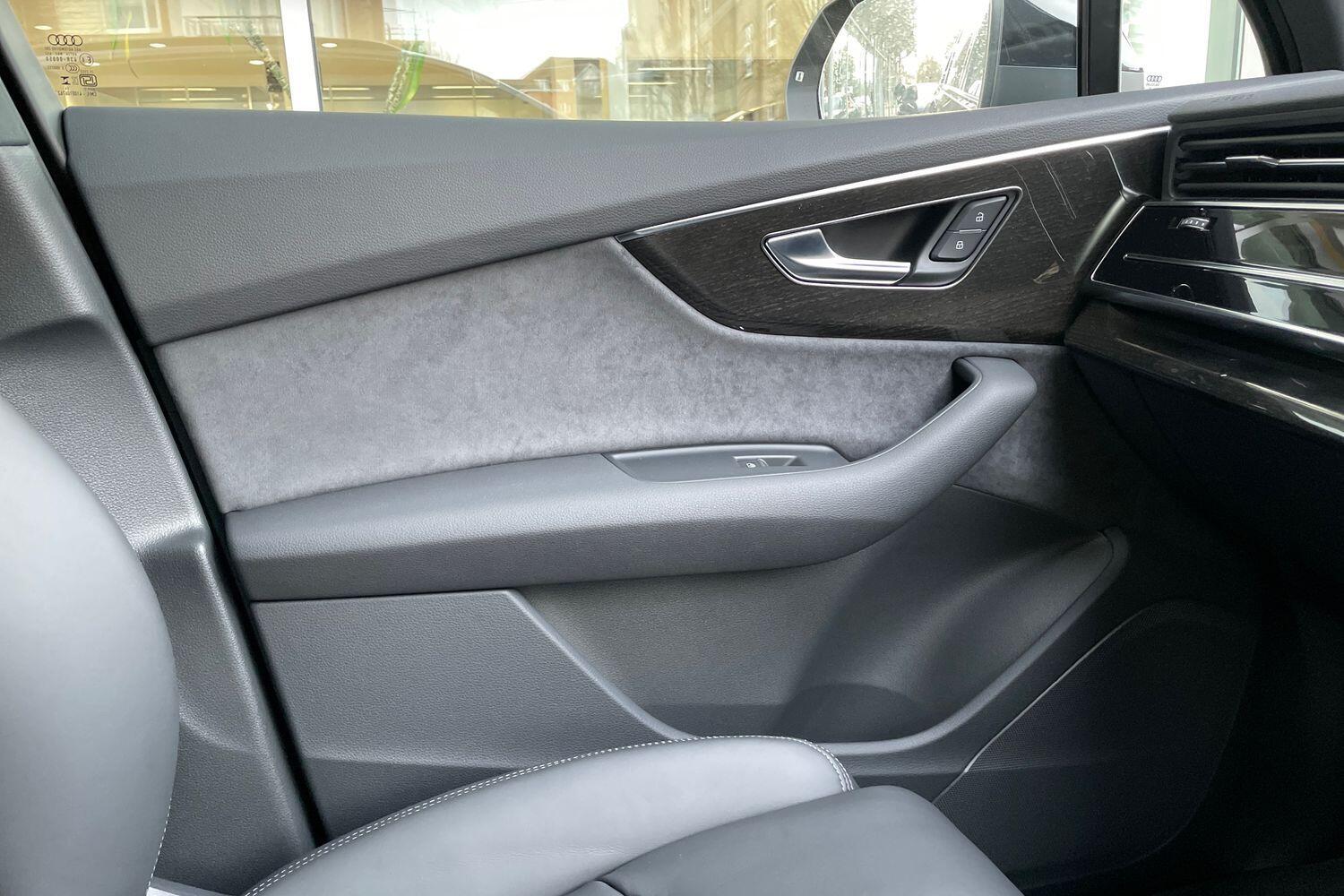 Used Audi Q7 2025 for sale - 76247874: Photo 39