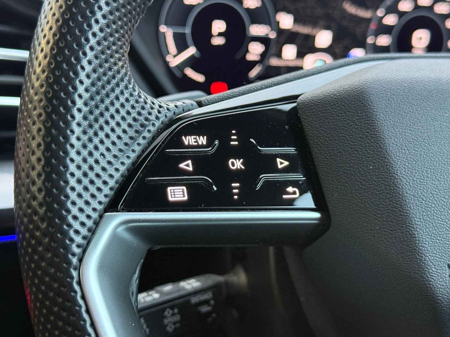 Used Audi Q4 e-tron 2022 for sale - 77175323: Photo 16