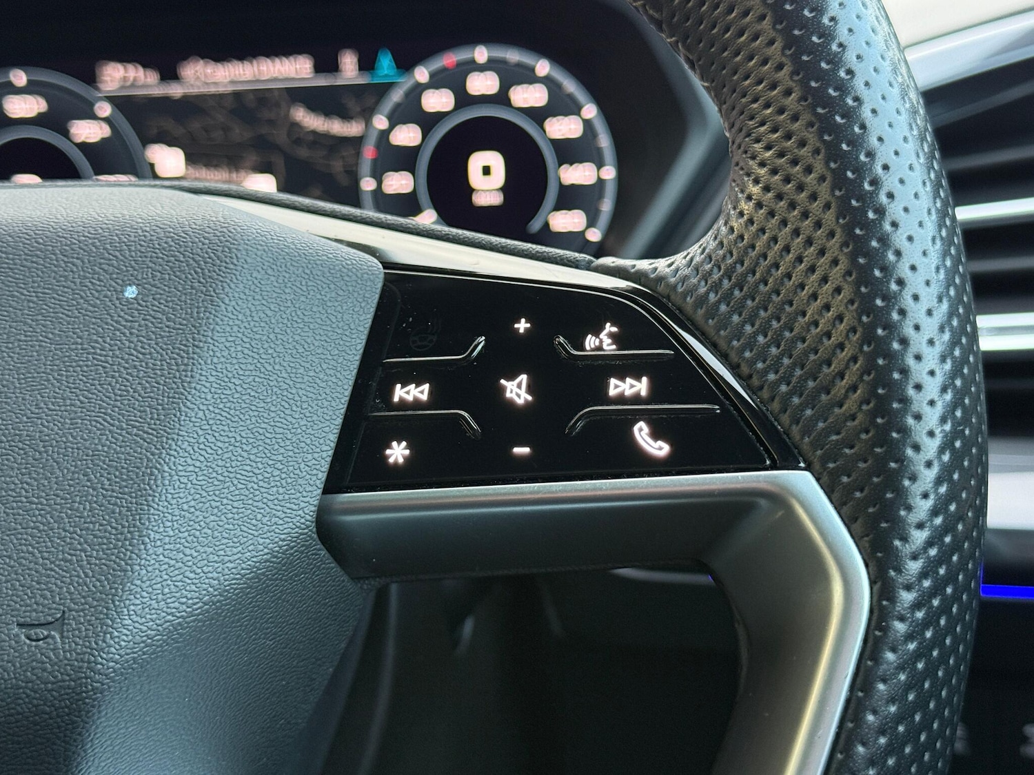 Used Audi Q4 e-tron 2022 for sale - 77175323: Photo 17