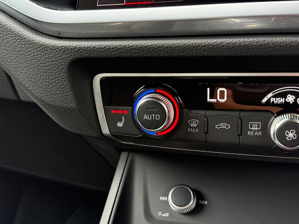 Used Audi Q3 2021 for sale - 76226507: Photo 10