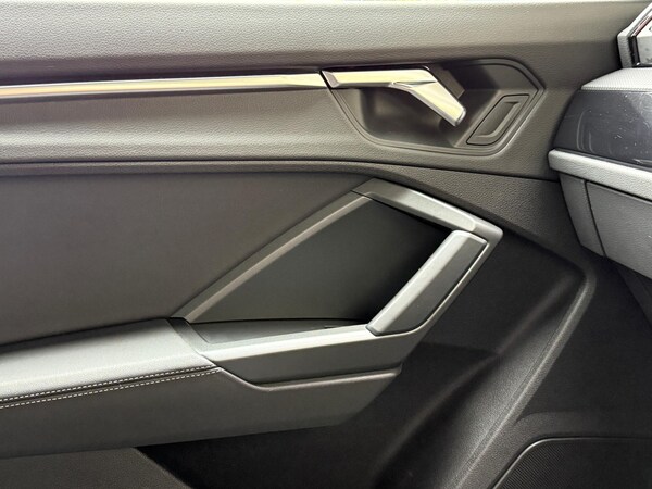 Used Audi Q3 2021 for sale - 76226507: Photo 31