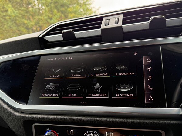 Used Audi Q3 2021 for sale - 76226507: Photo 63