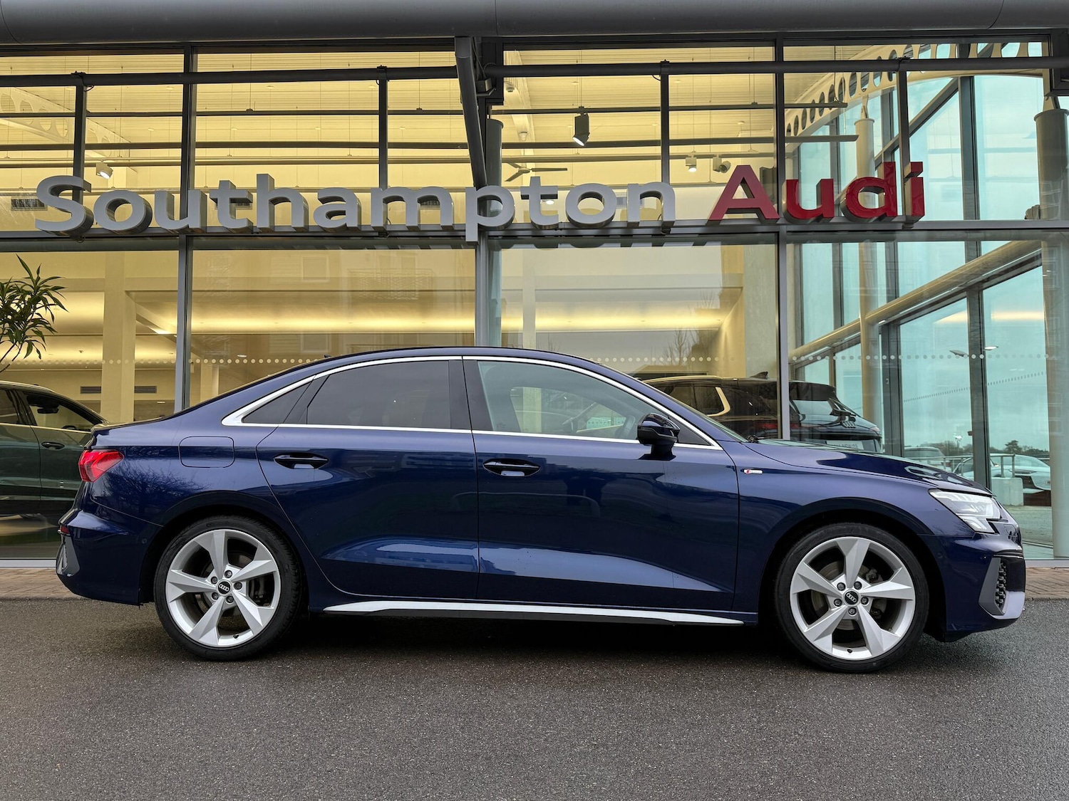 Used Audi A3 2021 for sale - 76964429: Photo 2