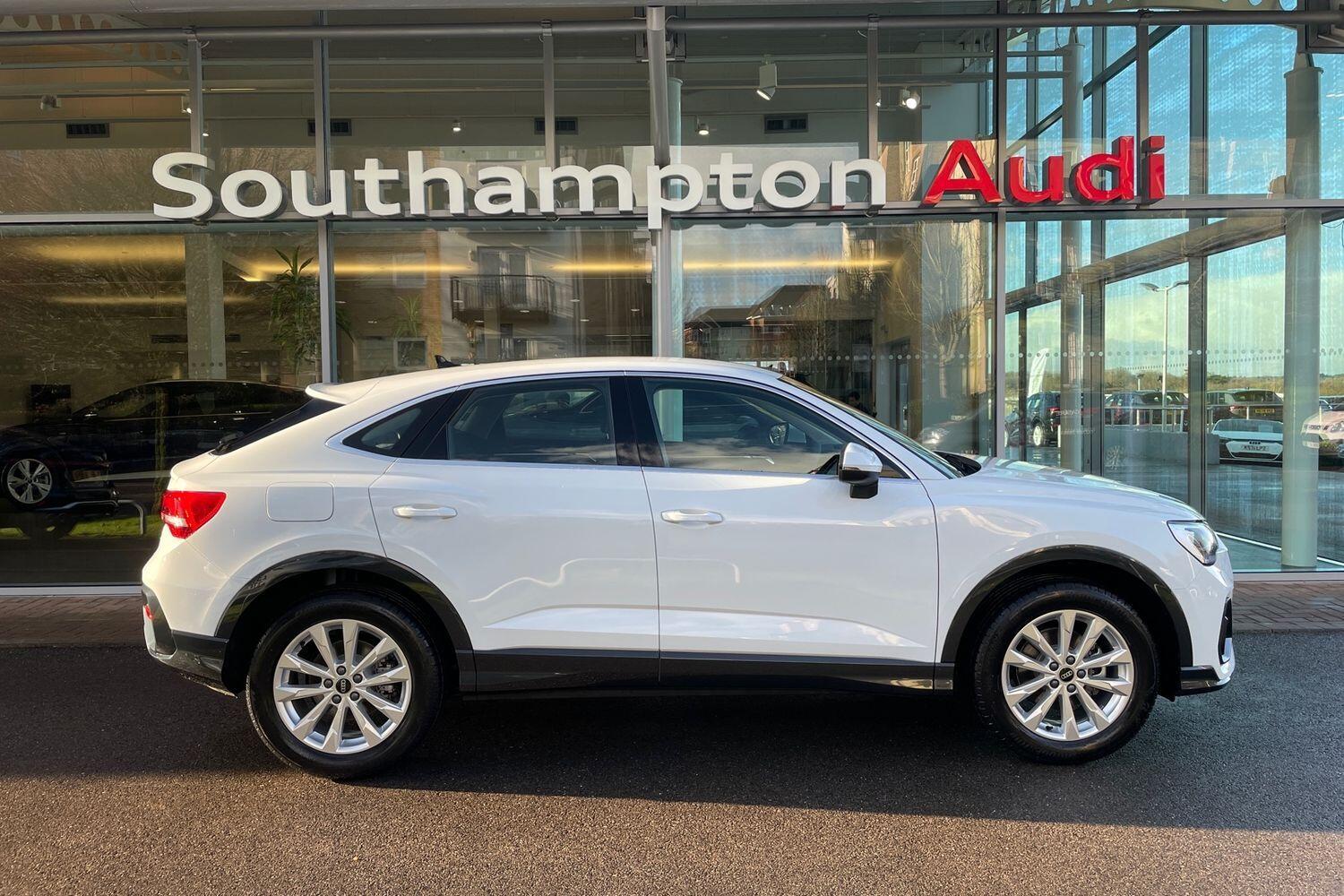 Used Audi Q3 2025 for sale - 76166983: Photo 2